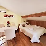 Adriatic Riviera * تْسْغيكفانِتْسا