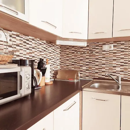 Adriatic Riviera Apartman *