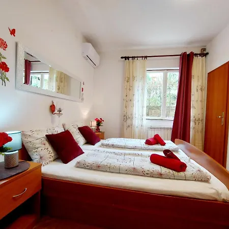 Adriatic Riviera Apartman