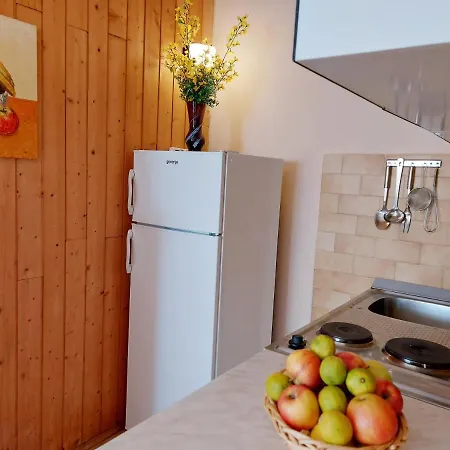 Adriatic Riviera Apartman *